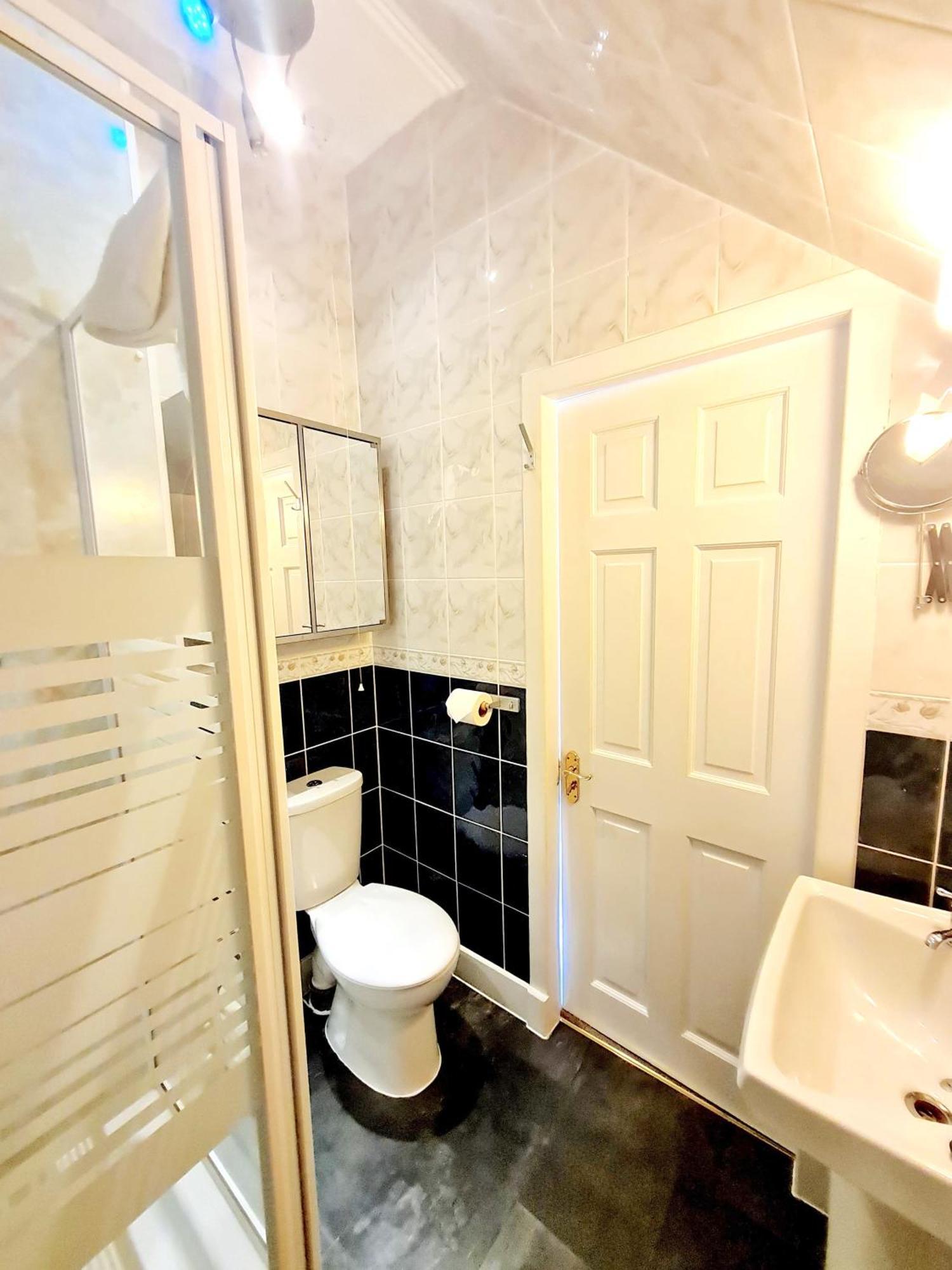 Corriemar House Hotel Оубън Екстериор снимка