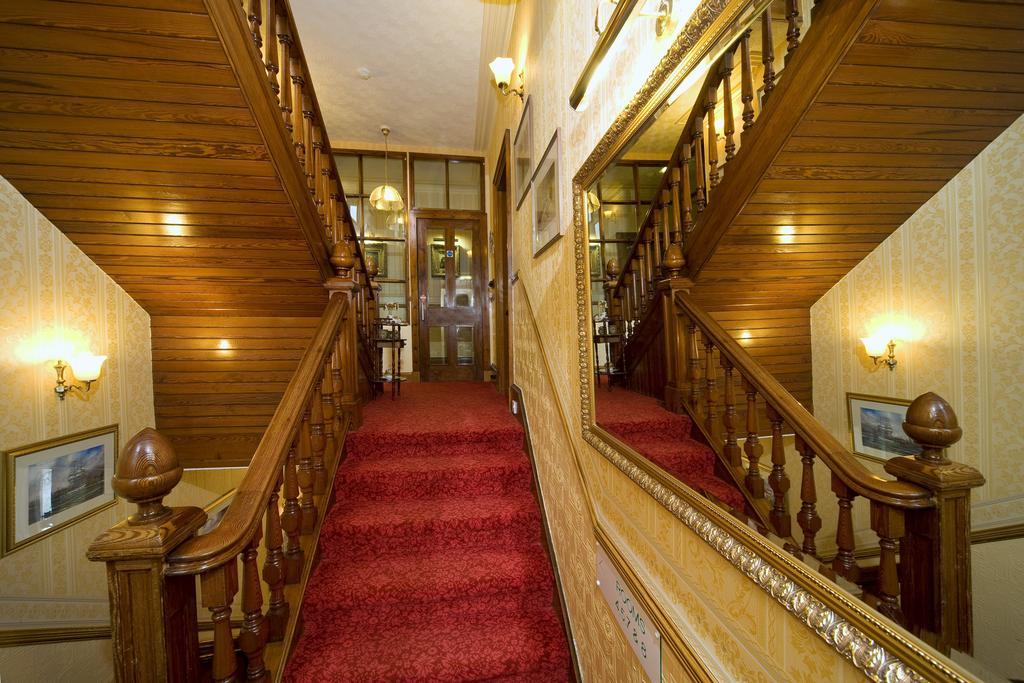 Corriemar House Hotel Оубън Екстериор снимка